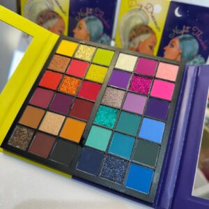 پالت سايه كارا بيوتيDay Dreamer, Night Thinker eye Shadow Palette